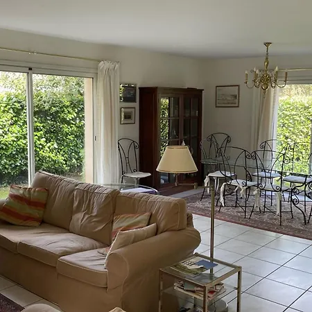 Nyaraló House With Private Pool Near The Sea